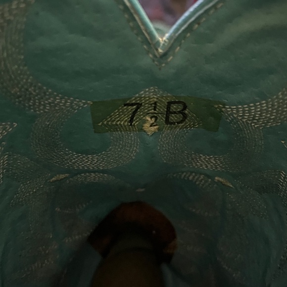 Ariat Boots - Picture 5 of 7